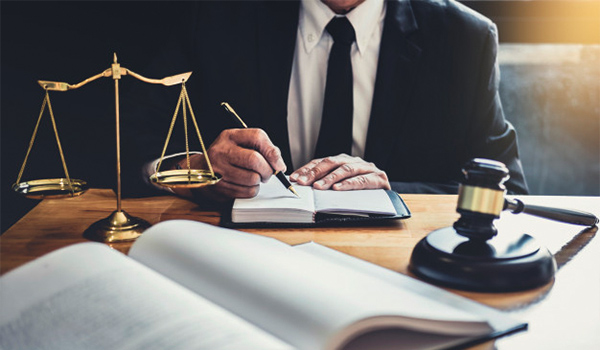 Servicios Legales